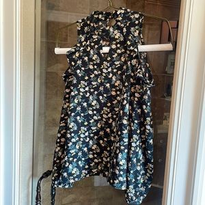Cold shoulder floral blouse size medium